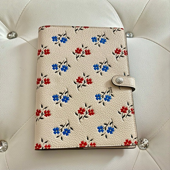 NEW Coach Refined Pebble Leather Chalk Multi Floral Print Notebook Journal - Picture 13 of 15